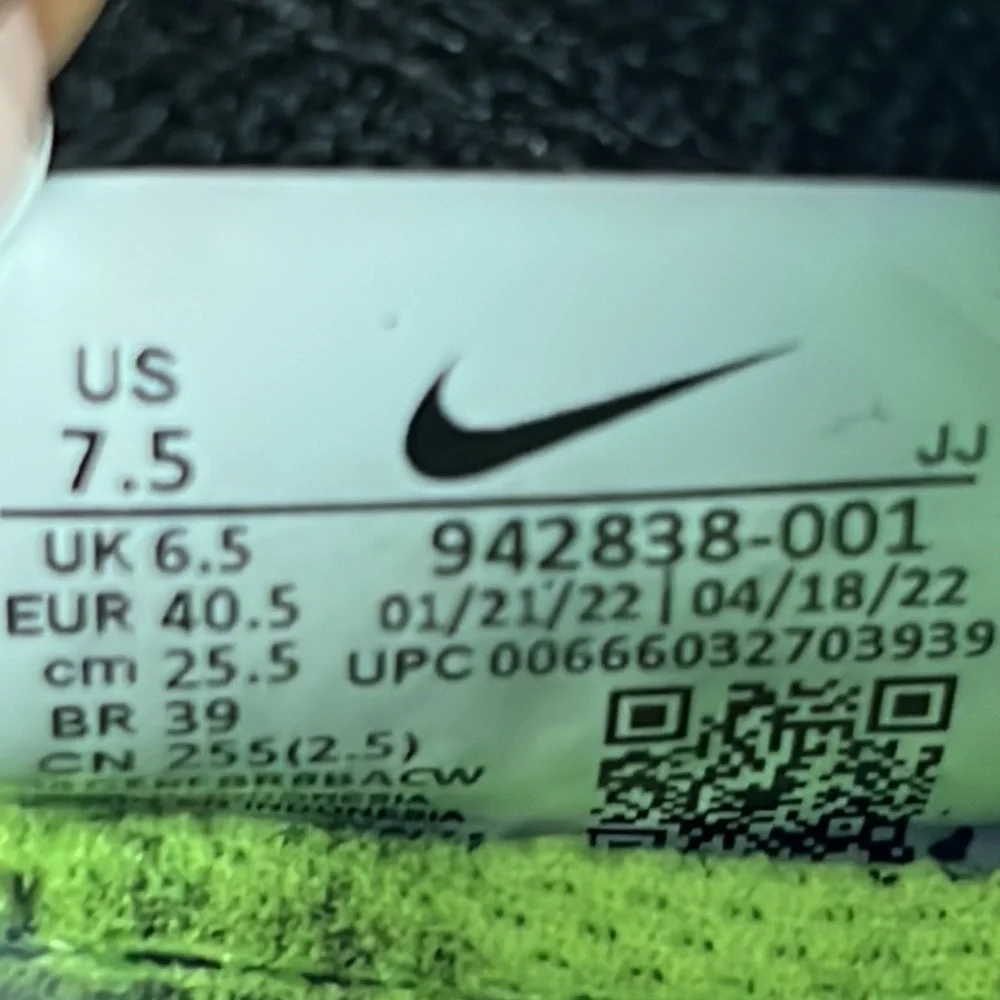 Nike Men's Free RN Flyknit 2018 Running Shoes Size 7.5